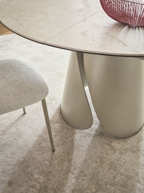 Tango dining table - myhome